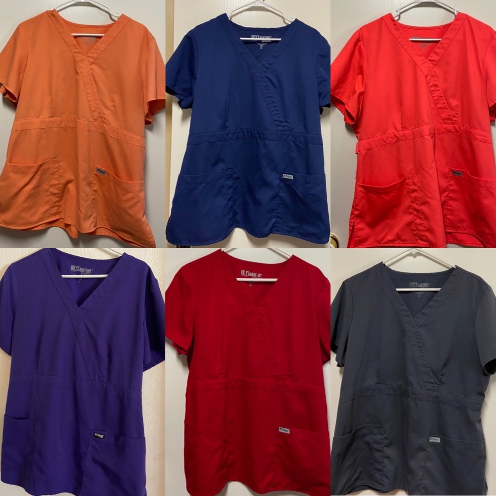 Grey’s Anatomy Scrub Lot 🩺 XLarge